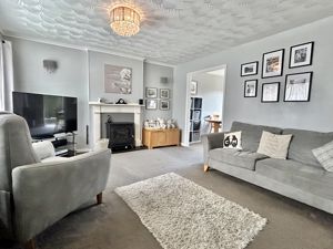 Lounge- click for photo gallery